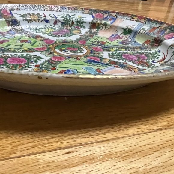 Vintage GuangCai (廣彩瓷）Chinese Medallion Family Rose Oval Platter, 16" x 13.25" x - Picture 9 of 11